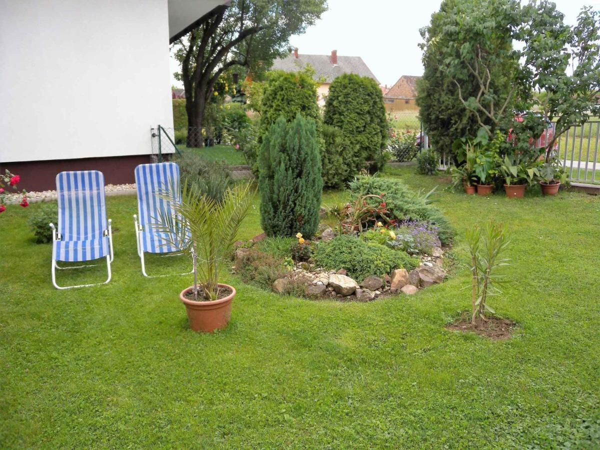 Apartment Balatonbereny 4 Экстерьер фото